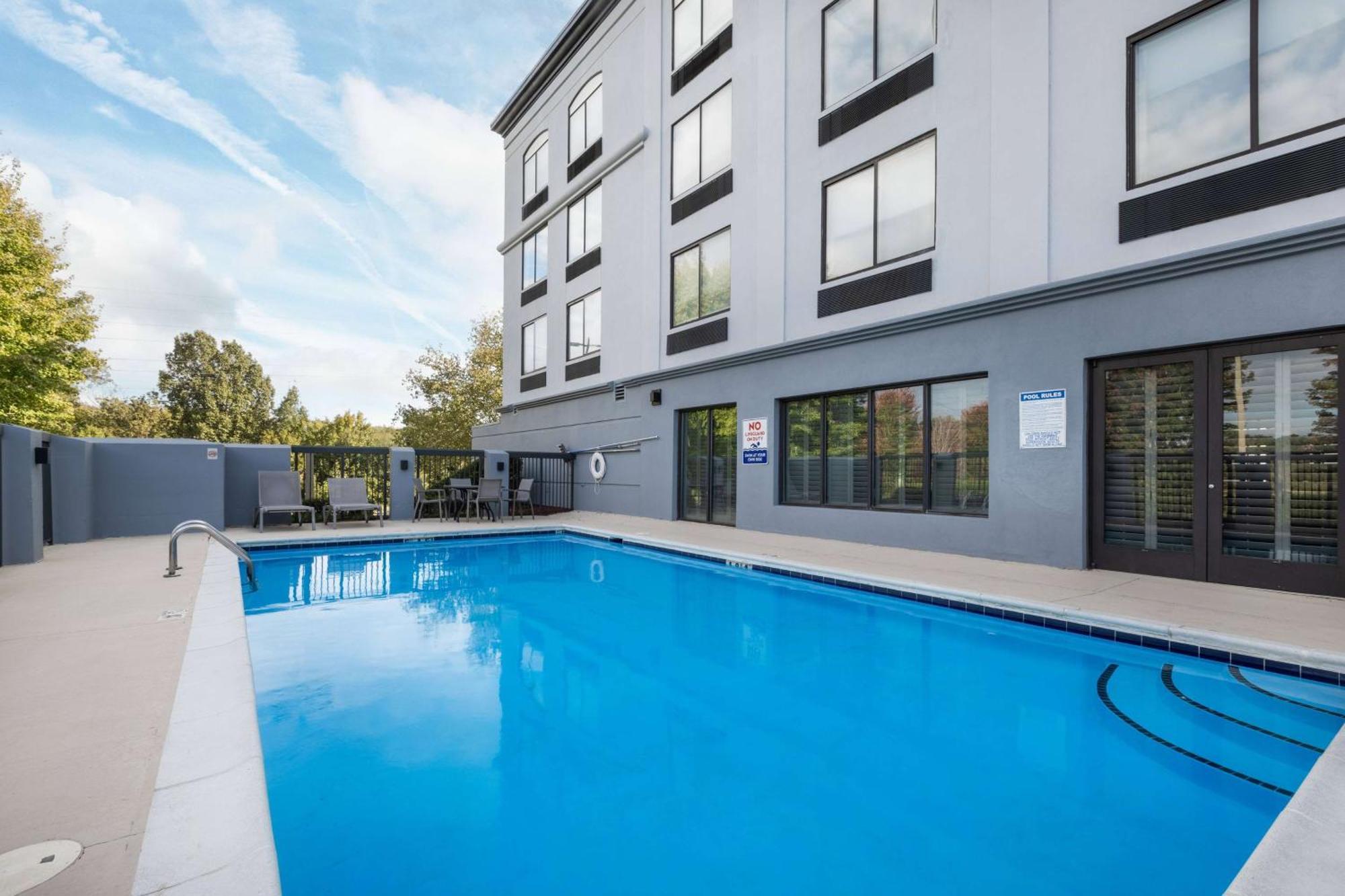 Wingate By Wyndham Charlotte Concord Mills/Speedway Hotel Buitenkant foto